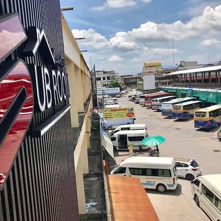 ซับรูมโฮเทล Subroom Hotel Surat Thani Exteriör bild