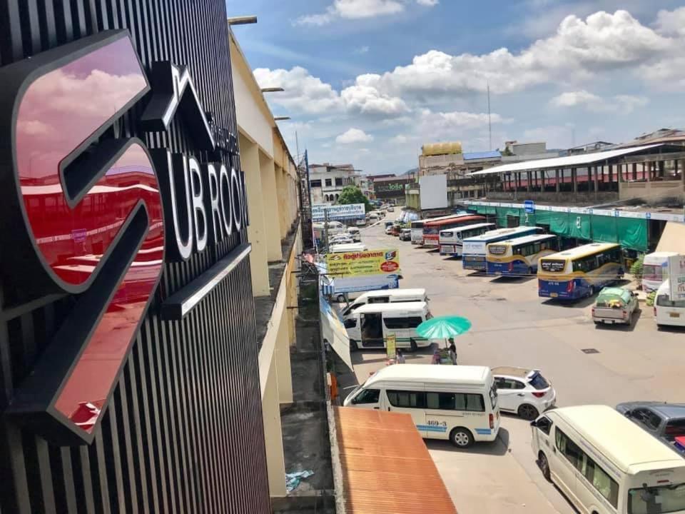 ซับรูมโฮเทล Subroom Hotel Surat Thani Exteriör bild